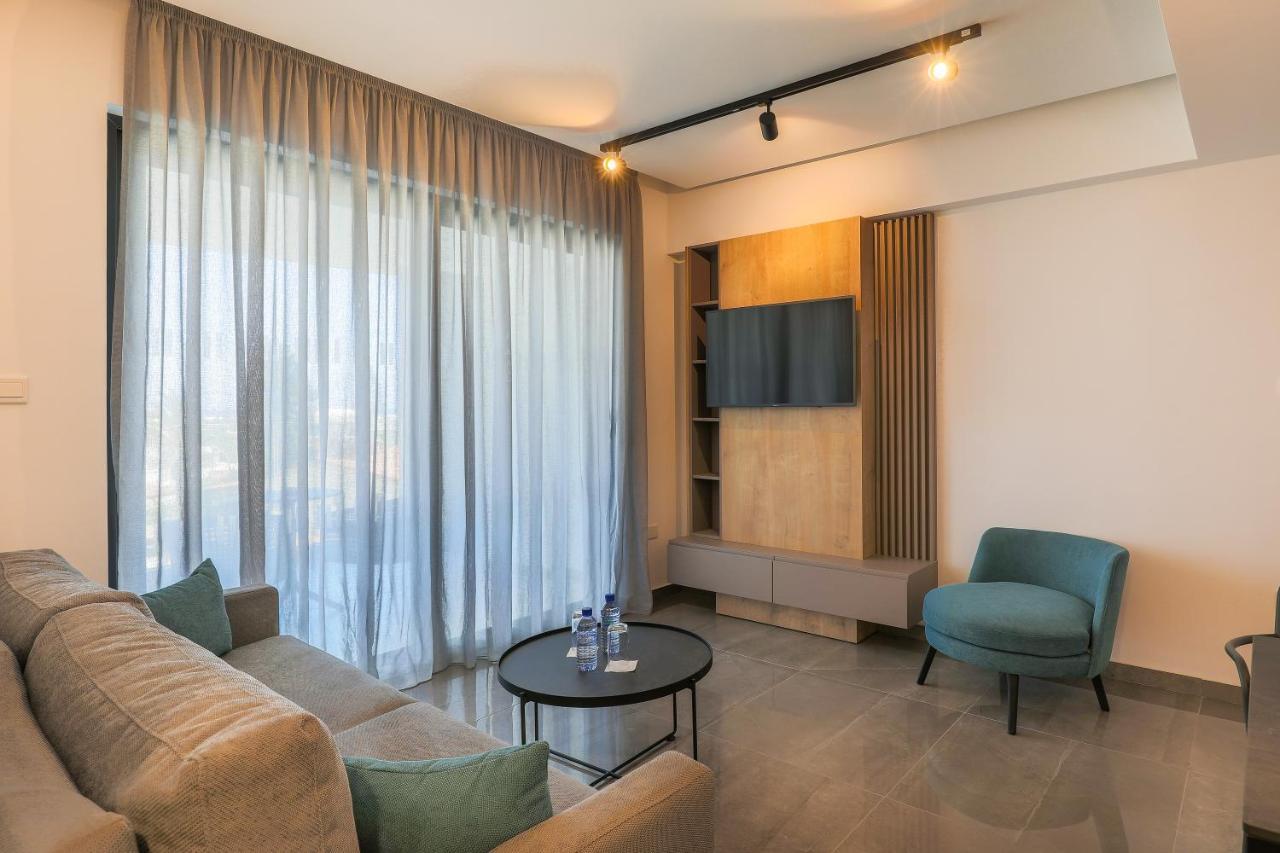 The Quality Lodge - Self Check-In Вороклини Екстериор снимка