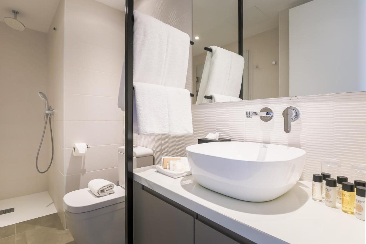 The Quality Lodge - Self Check-In Вороклини Екстериор снимка
